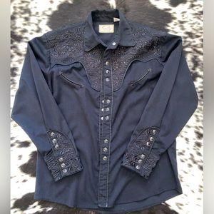 Vintage Scully embroidered pearl snap